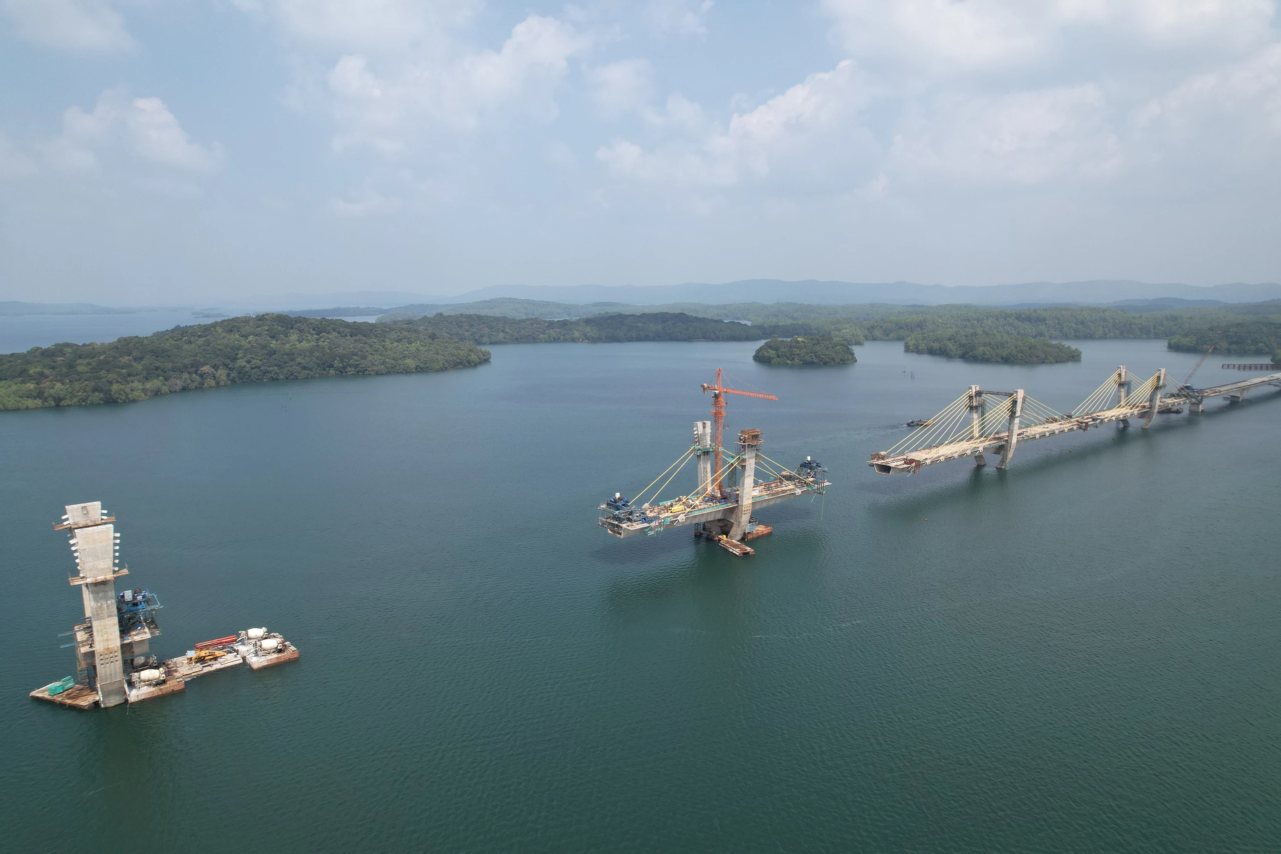 Four-Laning of Gundugolanu – Deverapalli – Kovvuru Section of NH-16 site photograph