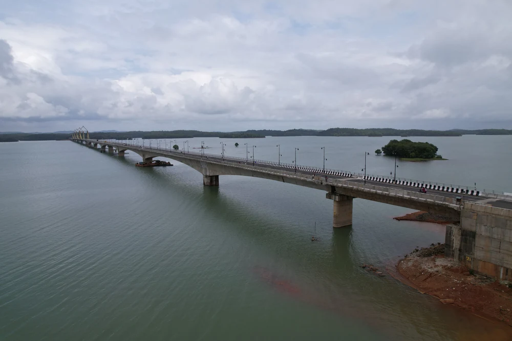 Construction of Major Bridge across Sharavathi Backwaters & Approaches